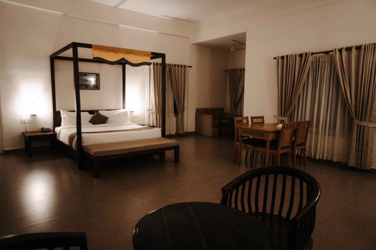 Abad Brookside Wayanad Hotel Vythiri Eksteriør billede