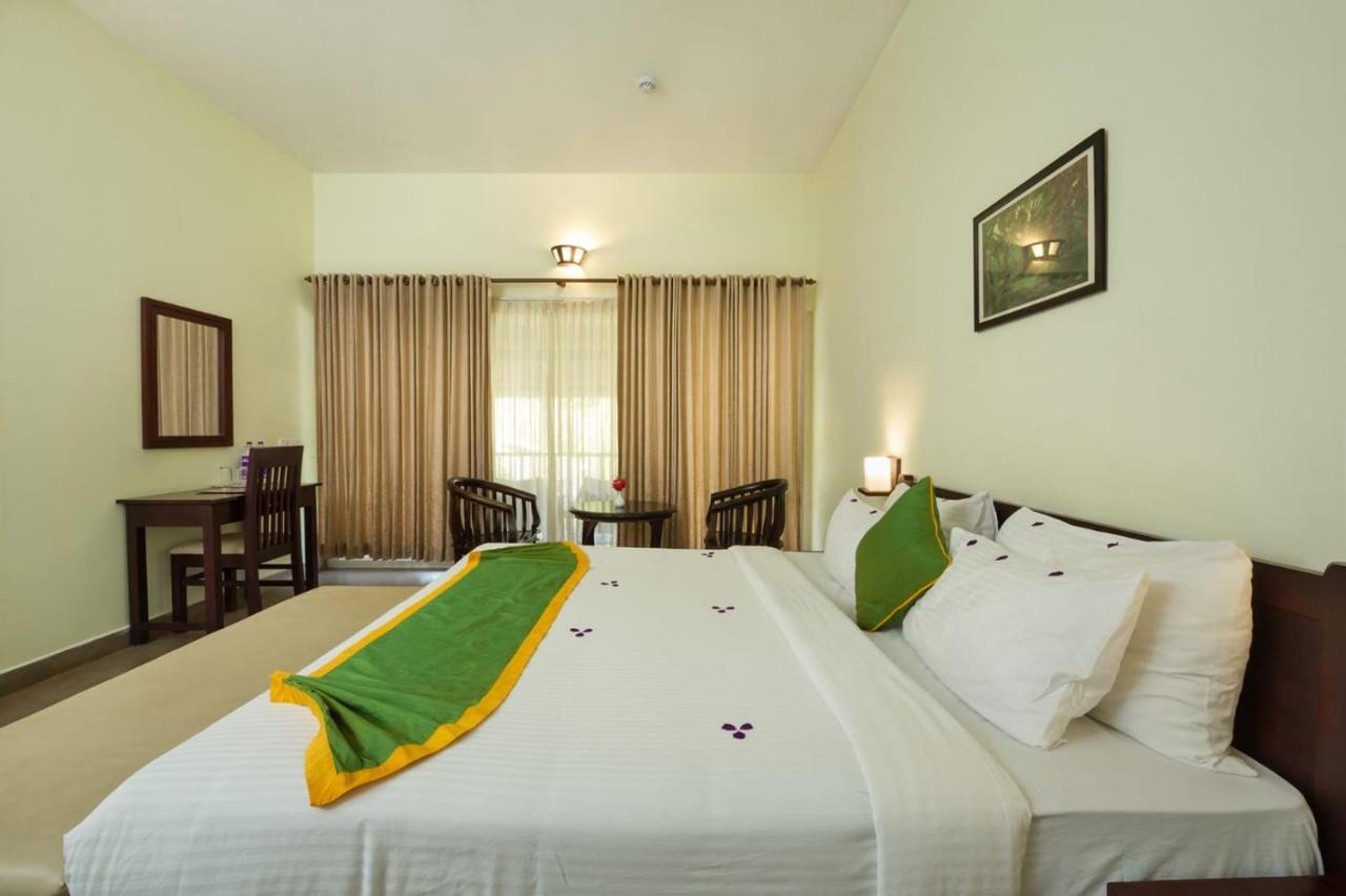 Abad Brookside Wayanad Hotel Vythiri Eksteriør billede