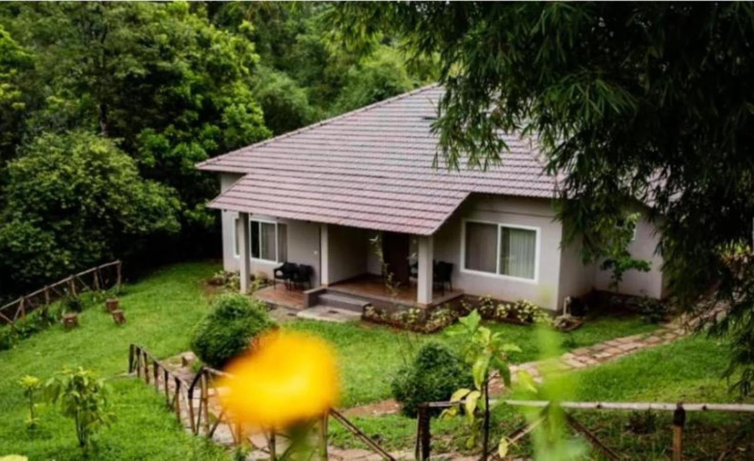 Abad Brookside Wayanad Hotel Vythiri Eksteriør billede