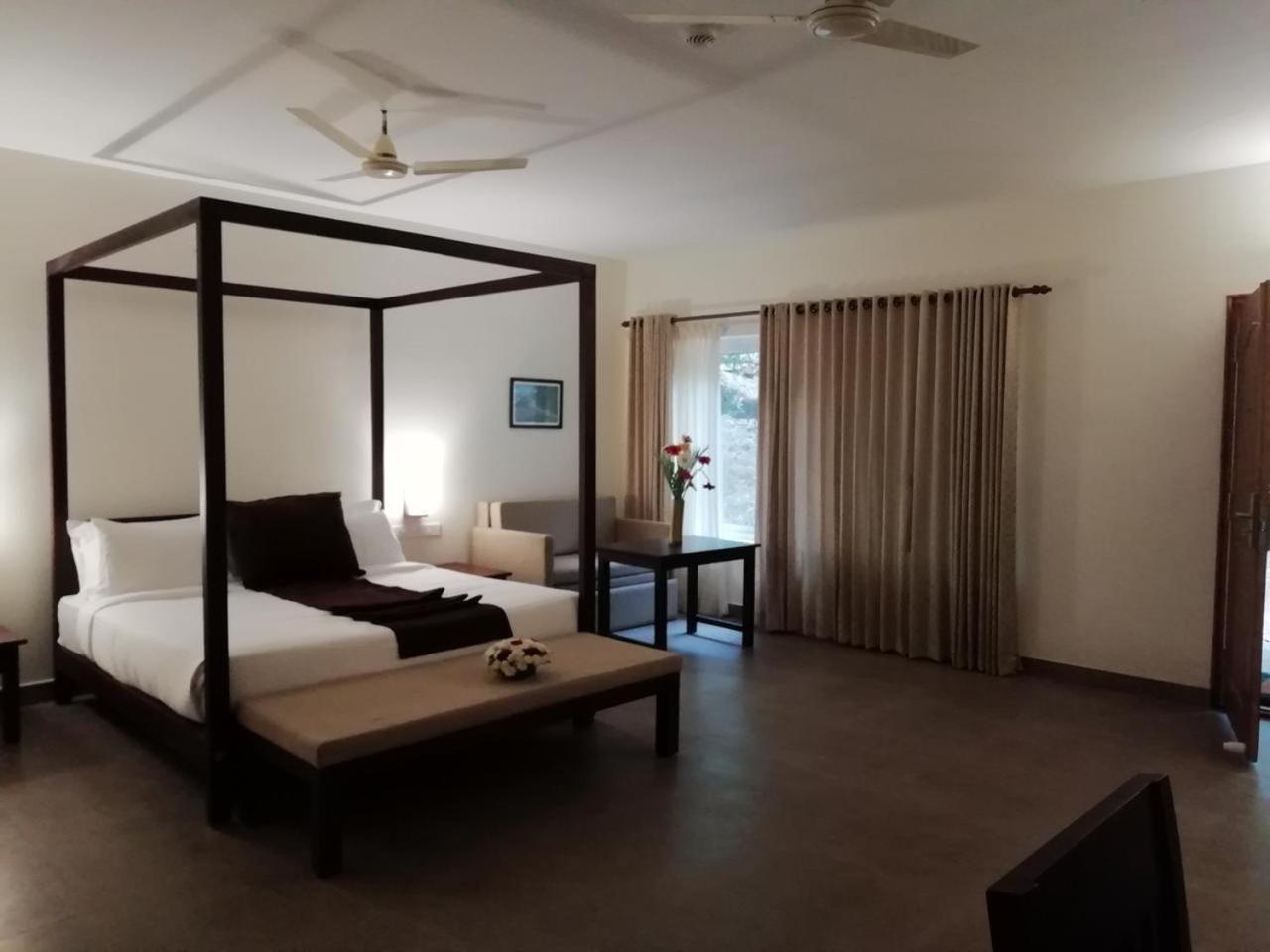 Abad Brookside Wayanad Hotel Vythiri Eksteriør billede