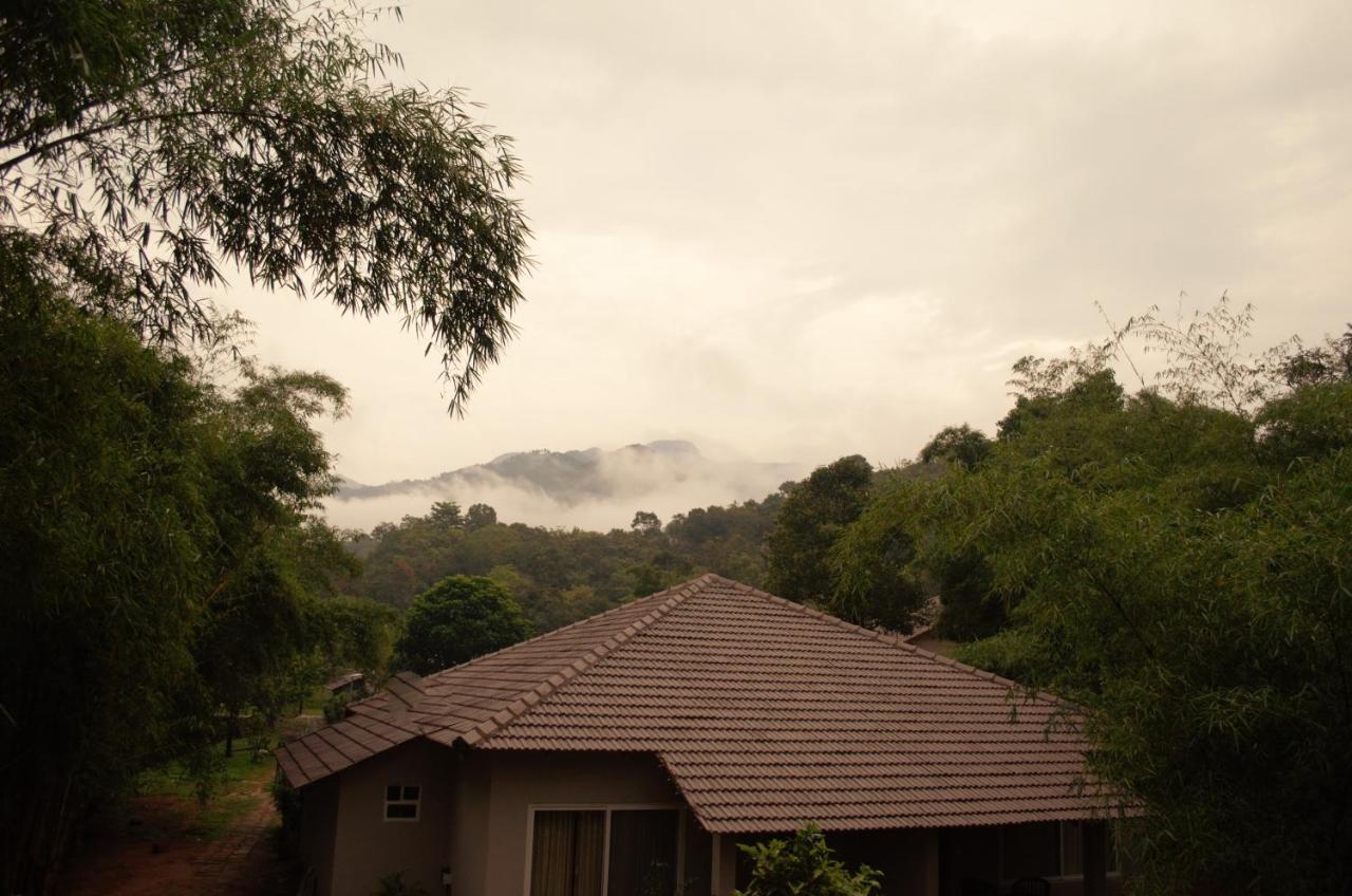 Abad Brookside Wayanad Hotel Vythiri Eksteriør billede