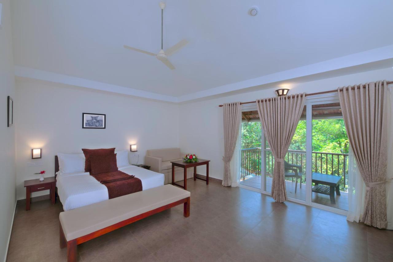 Abad Brookside Wayanad Hotel Vythiri Eksteriør billede